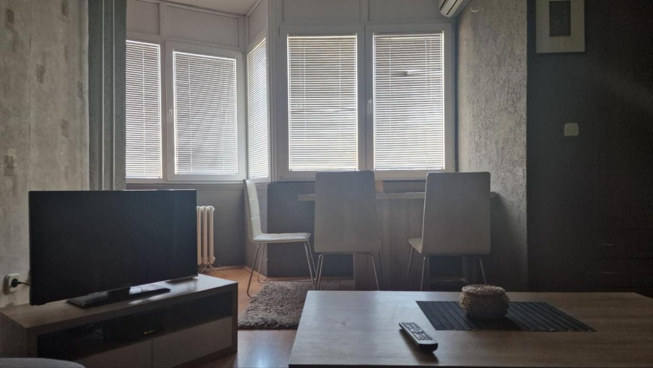 Skopje Plaza Apartment Extérieur photo